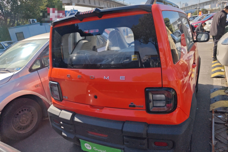 吉利银河 2025款 210km 熊猫骑士车身外观6004