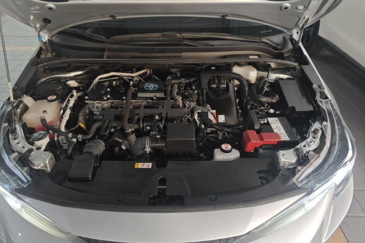 丰田 雷凌 2022款 双擎 1.8H E-CVT领先版局部细节24