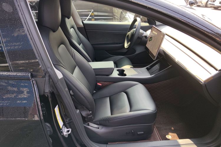 特斯拉 Model 3 2020款 标准续航后驱升级版局部细节41