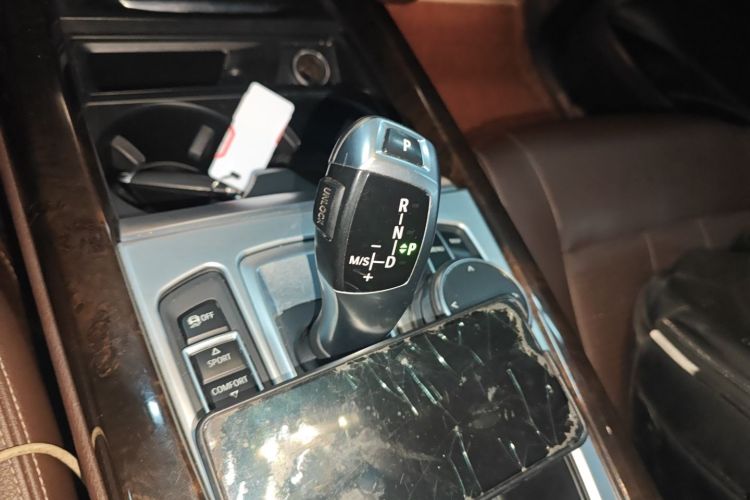 宝马X5(进口) 2017款 xDrive28i中控内饰18