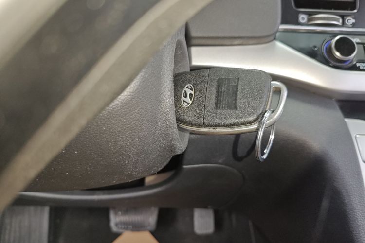 现代 领动 2016款 1.6L 自动智炫·精英型中控内饰11