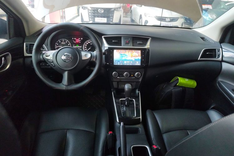 日产 轩逸 2021款 经典 1.6XL CVT豪华版中控内饰7002