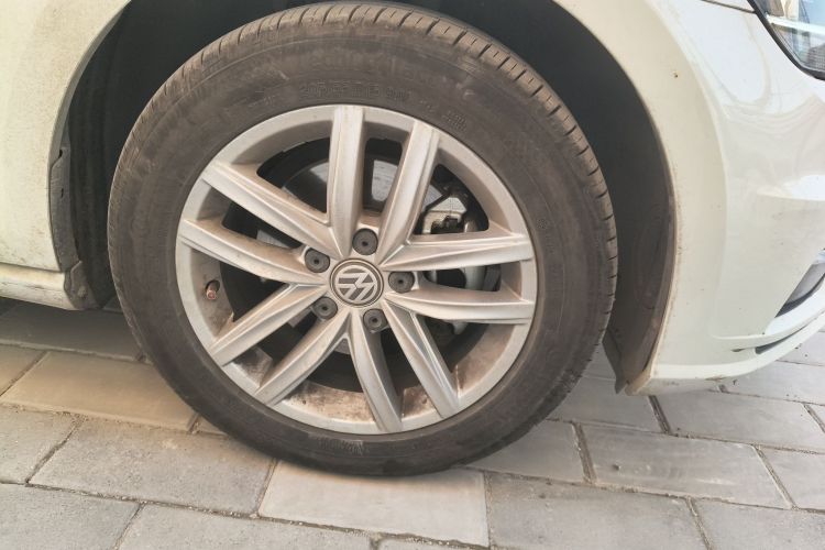 大众 高尔夫 2018款 1.6L 自动舒适型车身外观10