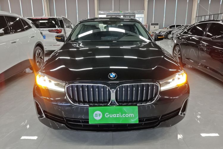 宝马5系 2021款 530Li xDrive 豪华套装车身外观2