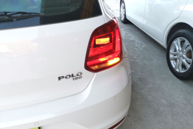 大众 Polo 2016款 1.6L 自动舒适型车身外观9