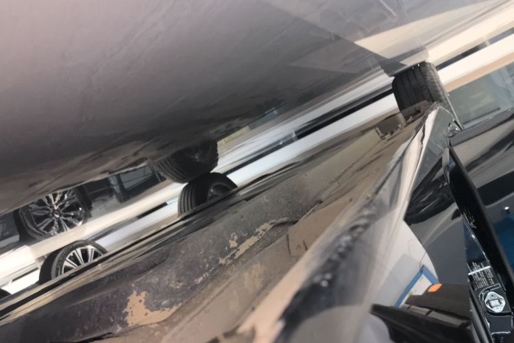 丰田 亚洲龙 2021款 2.5L 豪华版局部细节9001