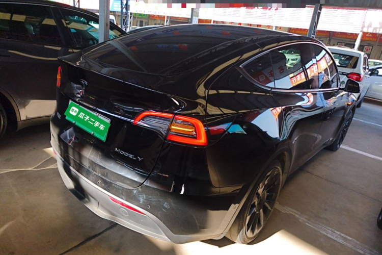 特斯拉 Model Y 2022款 改款 后轮驱动版车身外观6005