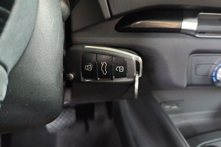 奥迪A3 2019款 Sportback 35 TFSI 时尚型 国V中控内饰7001