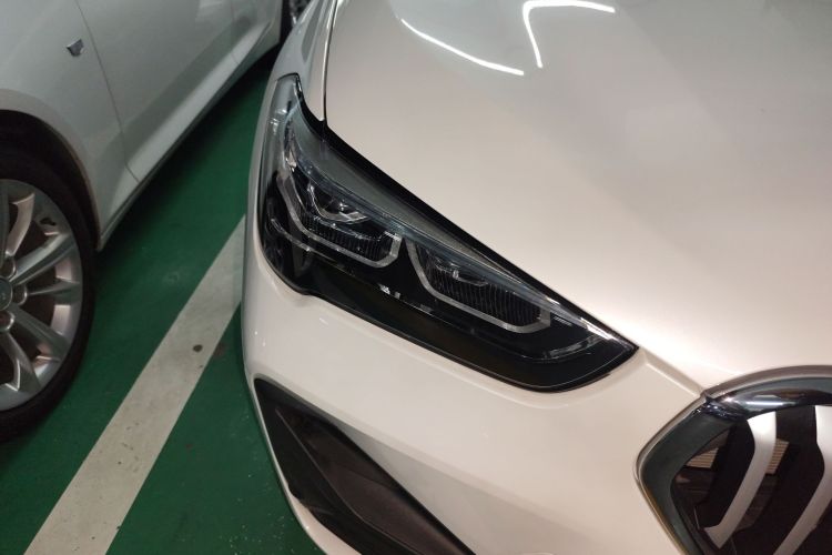 宝马X1 2022款 sDrive25Li 领先型车身外观6006