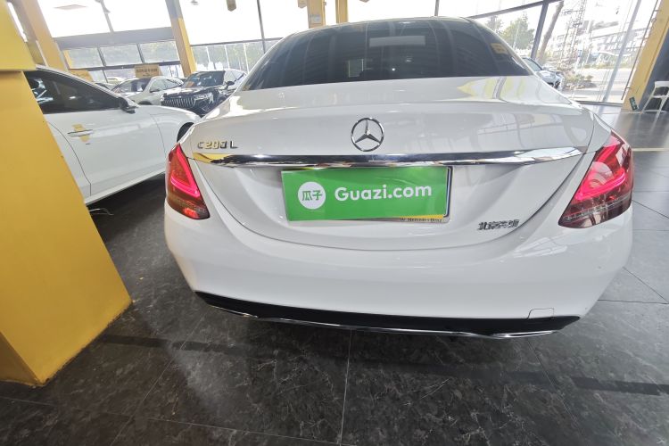 奔驰C级 2020款 改款 C 200 L 时尚型运动版车身外观6