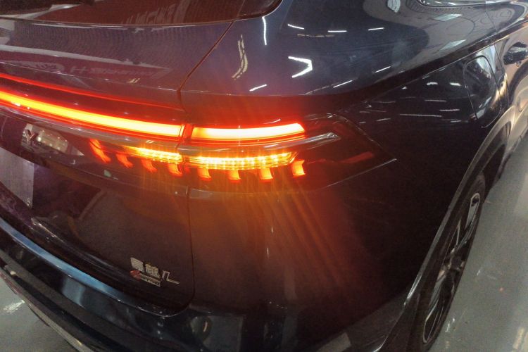 吉利汽车 星越L 2021款 2.0TD 高功自动四驱旗舰型车身外观6006