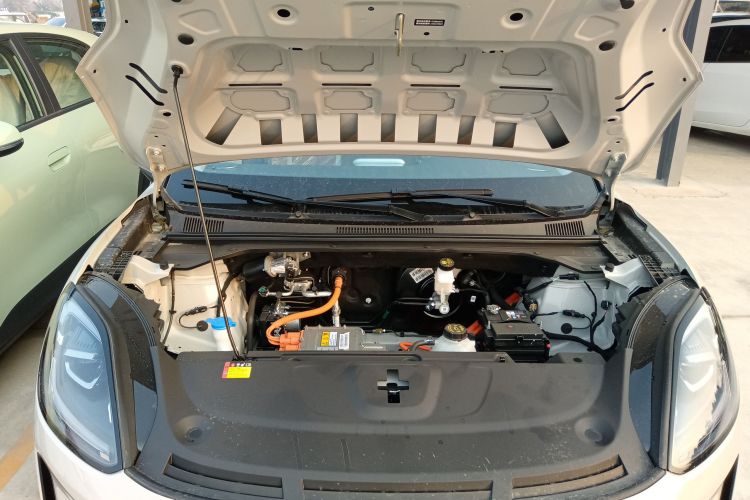 五菱汽车 缤果S 2025款 325km 尊享款机舱底盘24