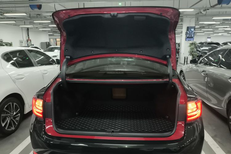 雷克萨斯ES 2015款 200 精英版机舱底盘23