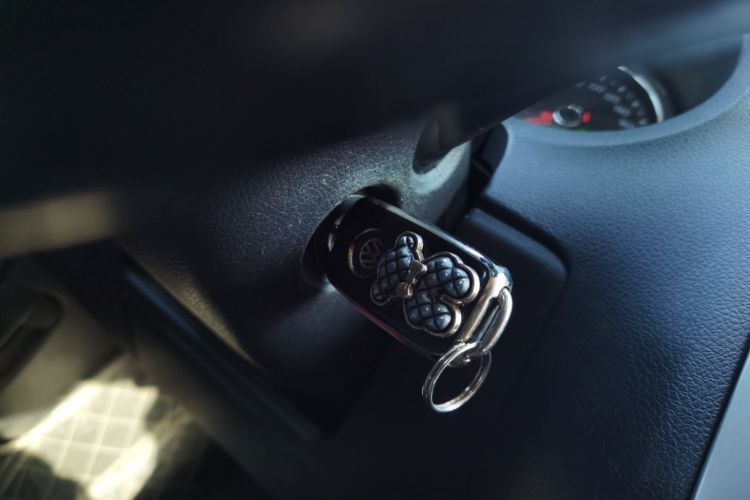 大众 2018款 1.5L Cross Polo 自动中控内饰11