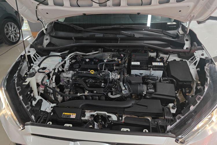 丰田 锋兰达 2023款 2.0L CVT精英版局部细节24