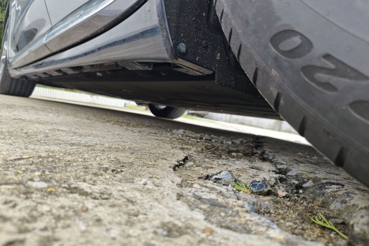 鸿蒙智行 智界R7 2024款 纯电 736km UItra局部细节9002