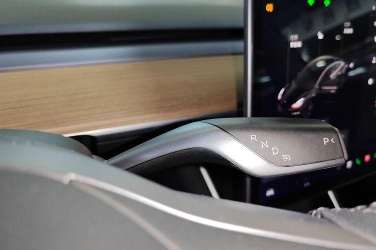 特斯拉 Model 3 2020款 改款 标准续航后驱升级版局部细节18