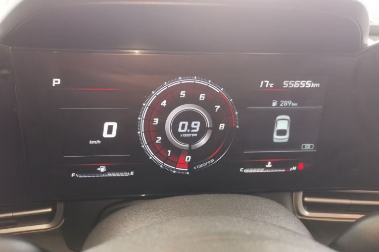 现代 伊兰特 2021款 1.5L CVT LUX尊贵版中控内饰14