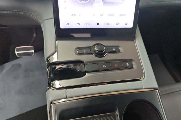 蔚来ES6 2020款 610KM 性能版中控内饰18
