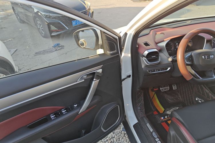 吉利汽车 缤越 2020款 PRO 260T DCT骑士中控内饰20