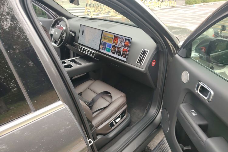 理想汽车 理想L9 2022款 Max局部细节9005