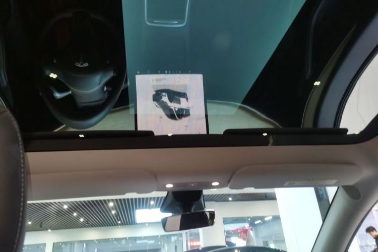 特斯拉 Model Y 2022款 长续航全轮驱动版局部细节22