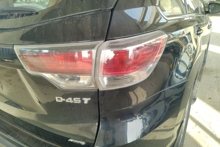 丰田 汉兰达 2015款 2.0T 四驱精英版 7座车身外观6006