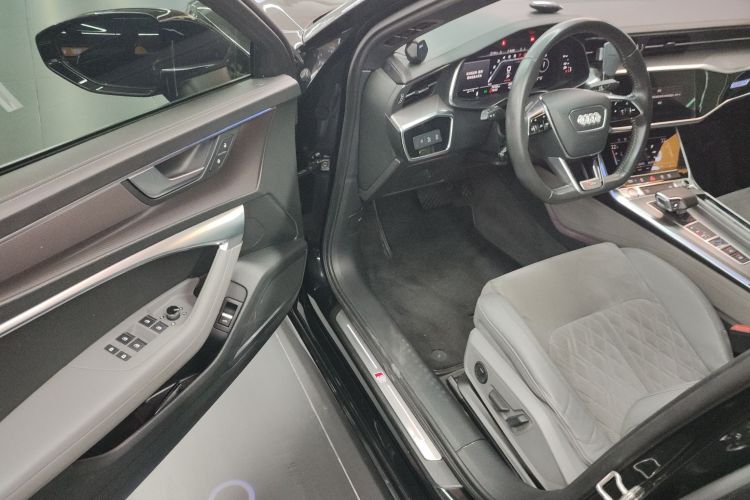 奥迪A6L 2020款 55 TFSI quattro 尊享动感型中控内饰20