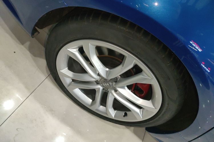 奥迪S6 2017款 S6 4.0TFSI车身外观6008