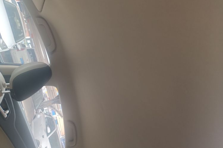 海马 福美来 2015款 1.6L 手动品尚型中控内饰22