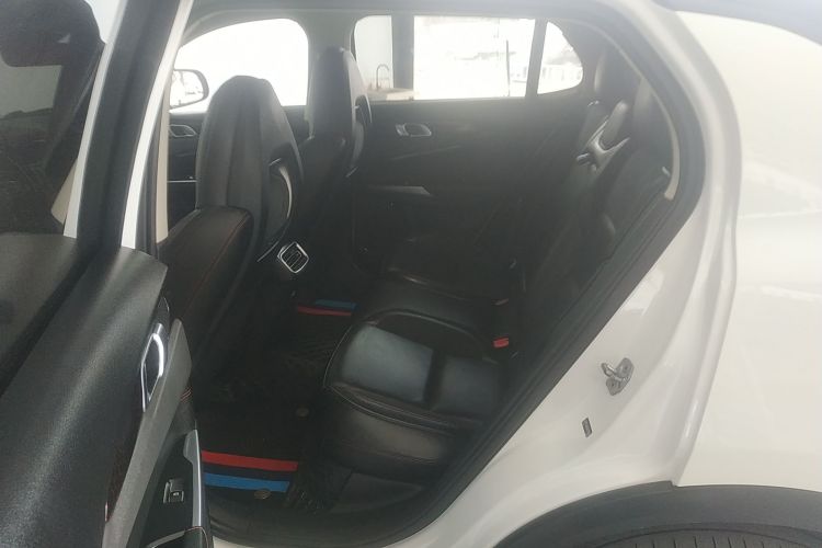 领克01 2017款 2.0T 四驱劲Pro版中控内饰21