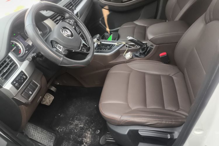 东风风行 景逸X5 2017款 1.6L CVT尊享型中控内饰19