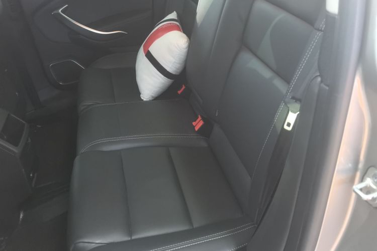 雪铁龙C5 2017款 350THP 自动豪华型中控内饰21