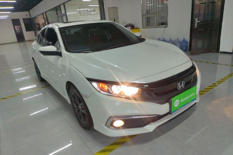 本田 思域 2019款 220TURBO CVT劲动版 国VI车身外观3