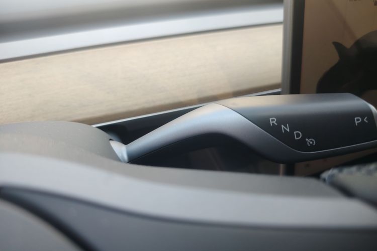 特斯拉 Model Y 2022款 改款 后轮驱动版中控内饰18