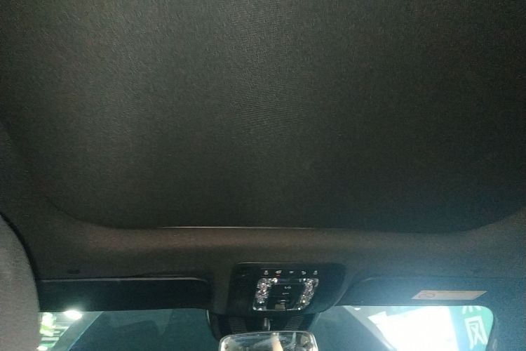 奔驰EQB 2022款 EQB 350 4MATIC 首发特别版局部细节22