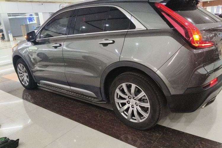 凯迪拉克XT4 2018款 28T 两驱领先型车身外观6003