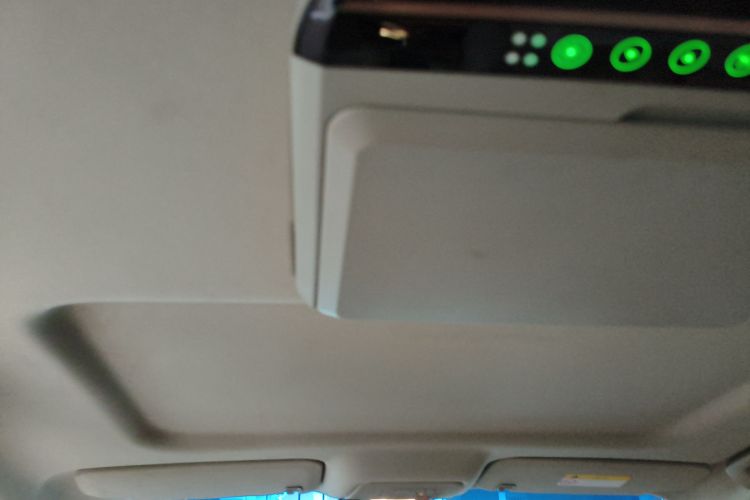 别克GL8 2018款 28T 舒适型 国VI中控内饰22