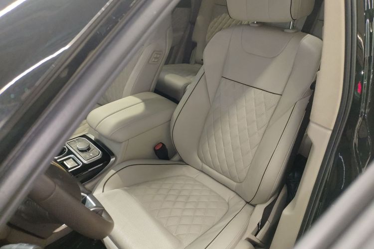 红旗HS7 2022款 3.0T 自动四驱智联旗畅版 五座中控内饰19