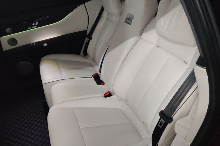 鸿蒙智行 享界S9 2024款 纯电 Ultra 四驱旗舰版中控内饰7004