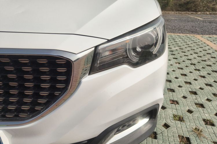 名爵ZS 2020款 全球百万畅销款 1.5L 手动65寸巨幕天窗版局部细节36