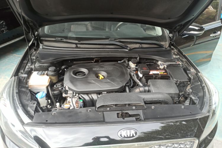 起亚K4 2014款 1.8L 自动GLS局部细节24