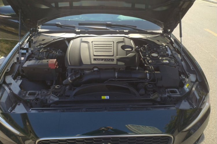 捷豹XEL 2021款 2.0T 250PS R-DYNAMIC S进取运动版局部细节24