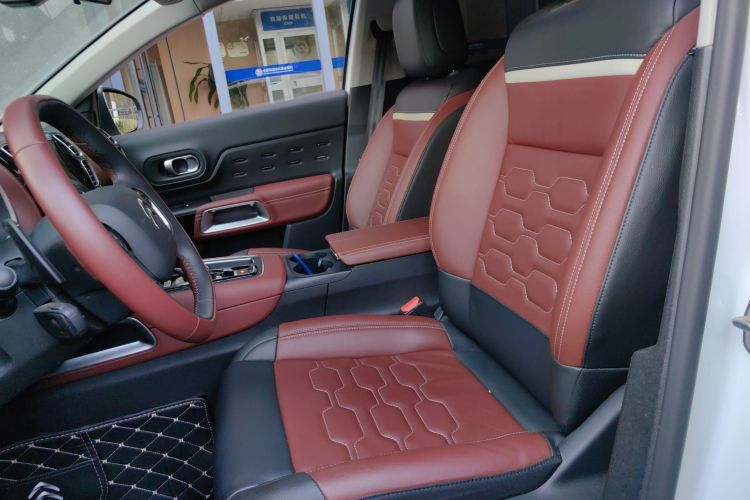 雪铁龙 天逸 C5 AIRCROSS 2020款 400THP 尊享型局部细节19