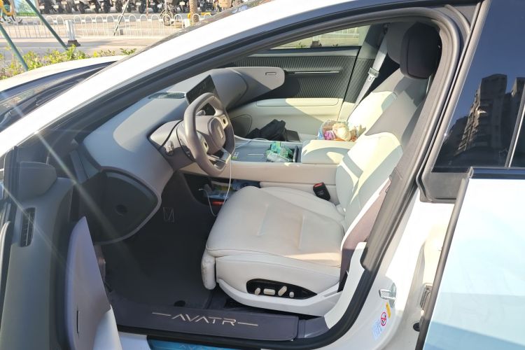 阿维塔12 2025款 Ultra增程版中控内饰19