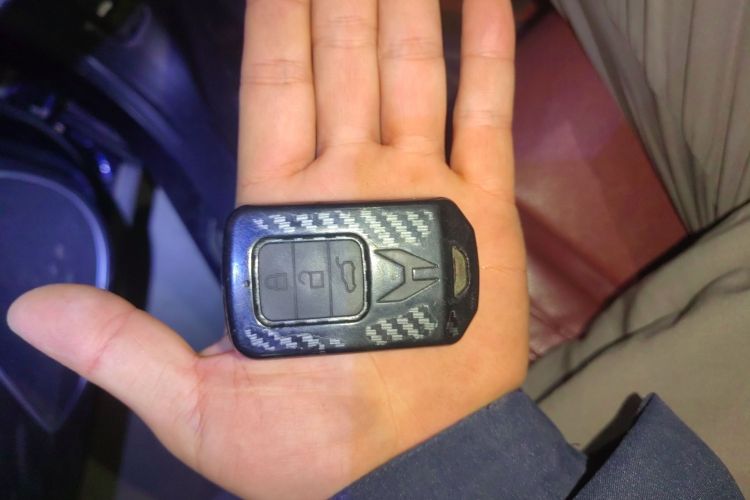 本田 英仕派 2019款 锐·混动 2.0L 净雅版 国VI中控内饰11