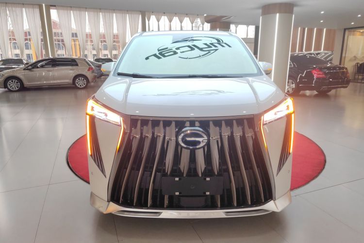 广汽传祺 传祺E9 2023款 E9 MAX车身外观2