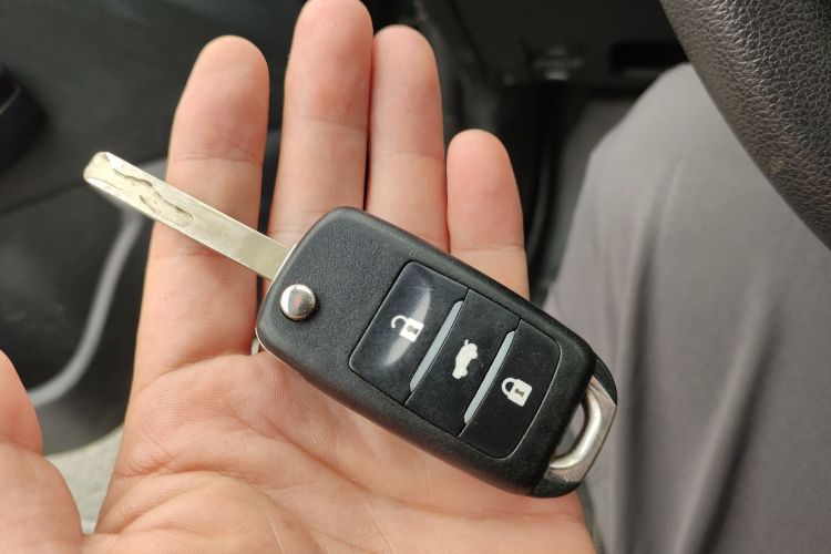 长安欧尚 奔奔E-Star 2021款 国民版 心悦版 磷酸铁锂（31.86kWh）中控内饰11