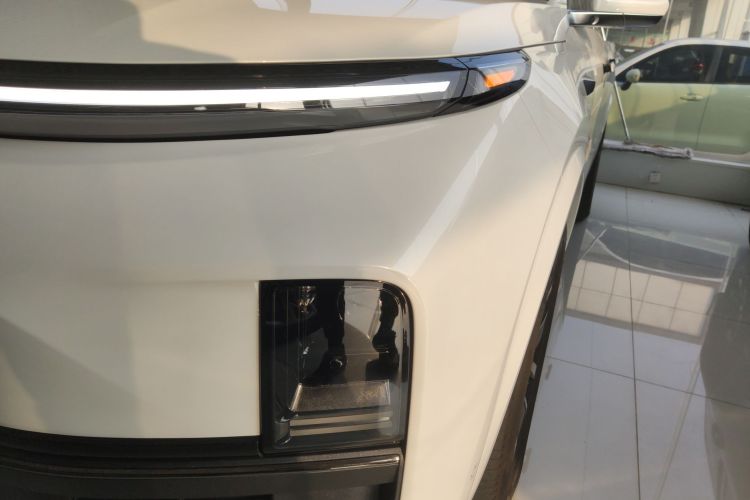 理想汽车 理想L8 2025款 Max 智能焕新版局部细节36