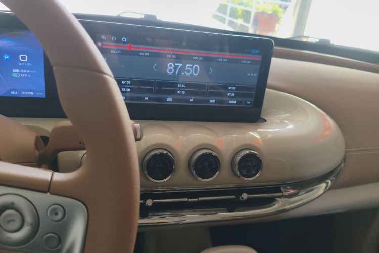 五菱汽车 五菱缤果 2025款 333km 悦享款中控内饰16
